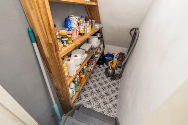 135-Kast-01 (Groot).jpg